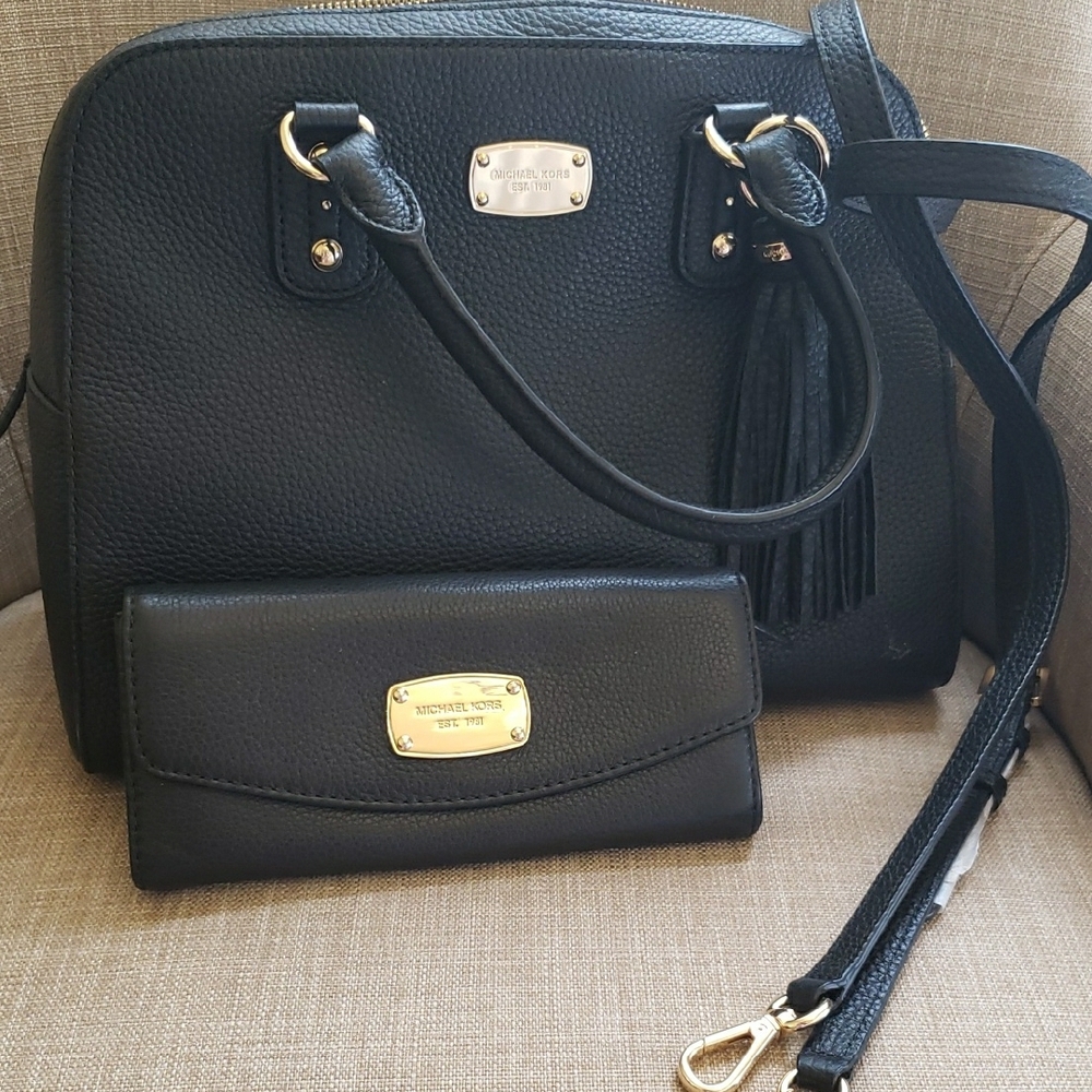 Michael Kors Black Leather Handbag and Wallet Set